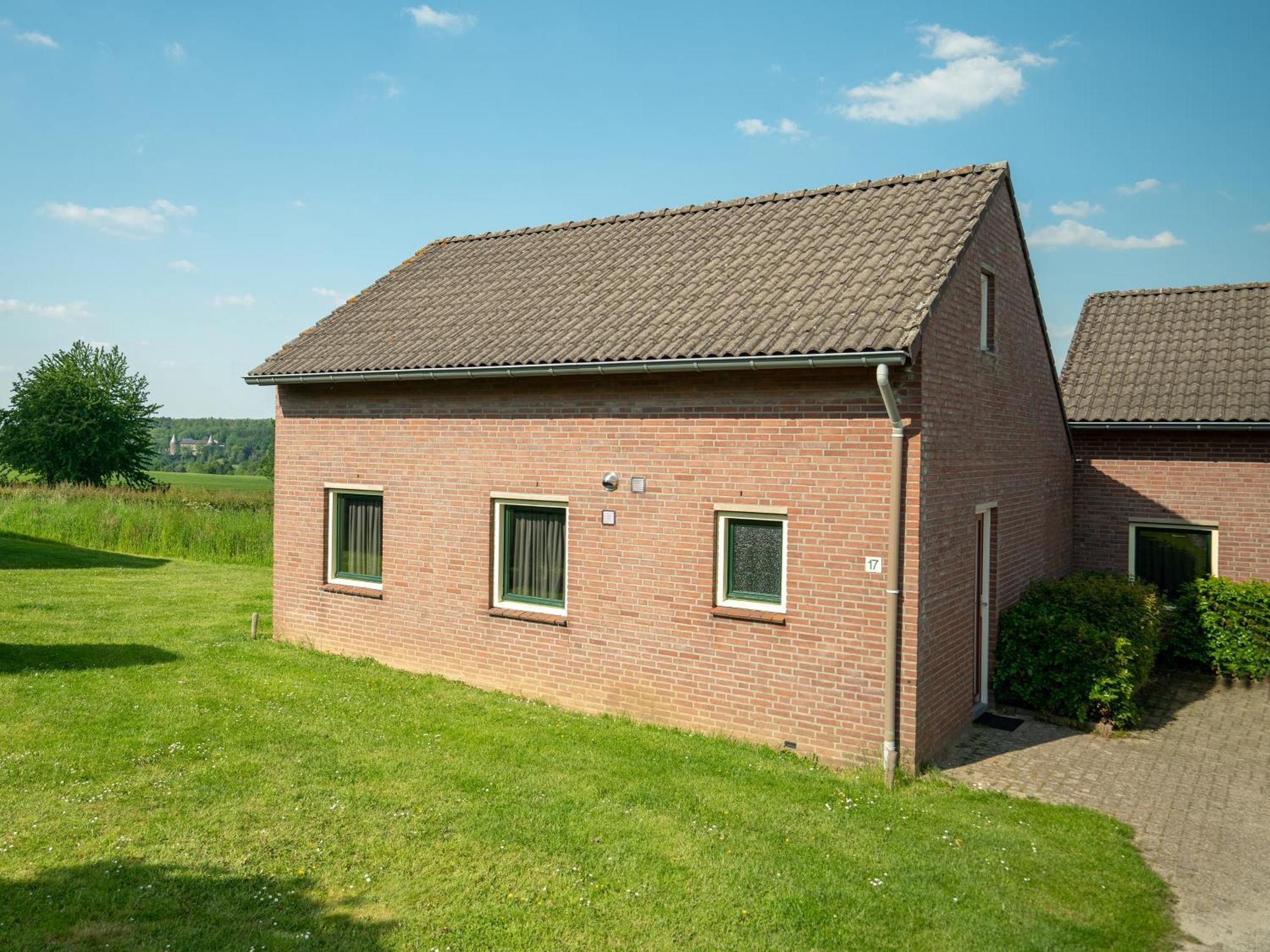 Summio Vakantiepark Reevallis Vijlen Zimmer foto