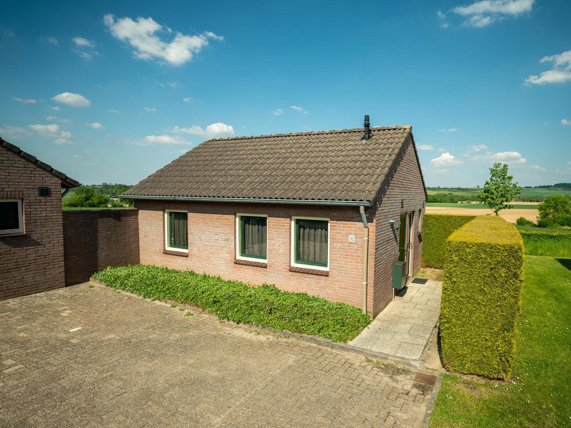 Summio Vakantiepark Reevallis Vijlen Zimmer foto