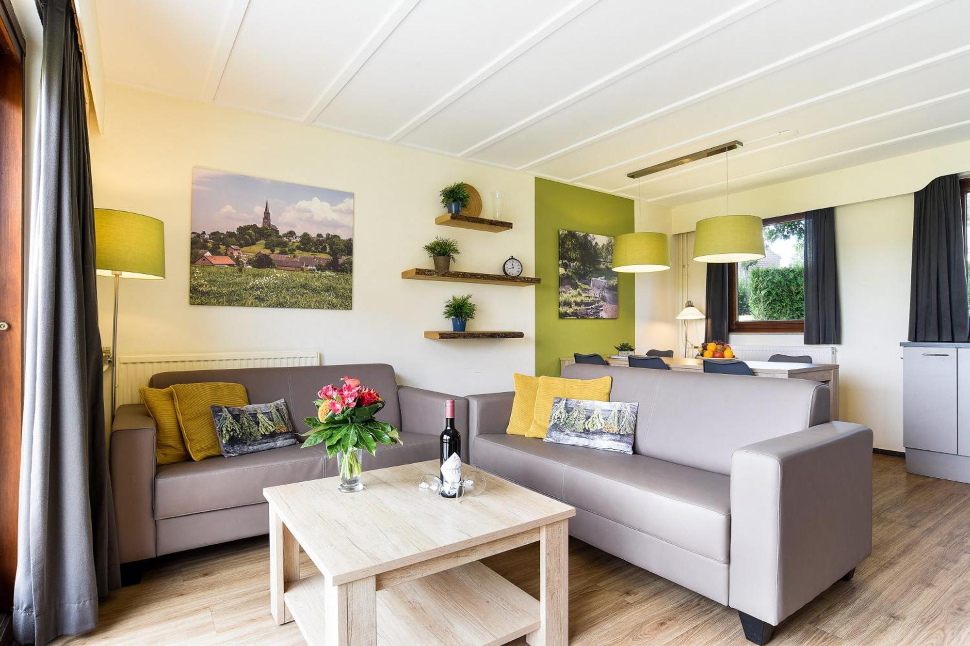 Summio Vakantiepark Reevallis Vijlen Zimmer foto